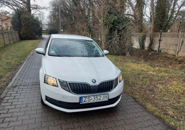 Skoda Octavia cena 37000 przebieg: 232062, rok produkcji 2018 z Nekla małe 232